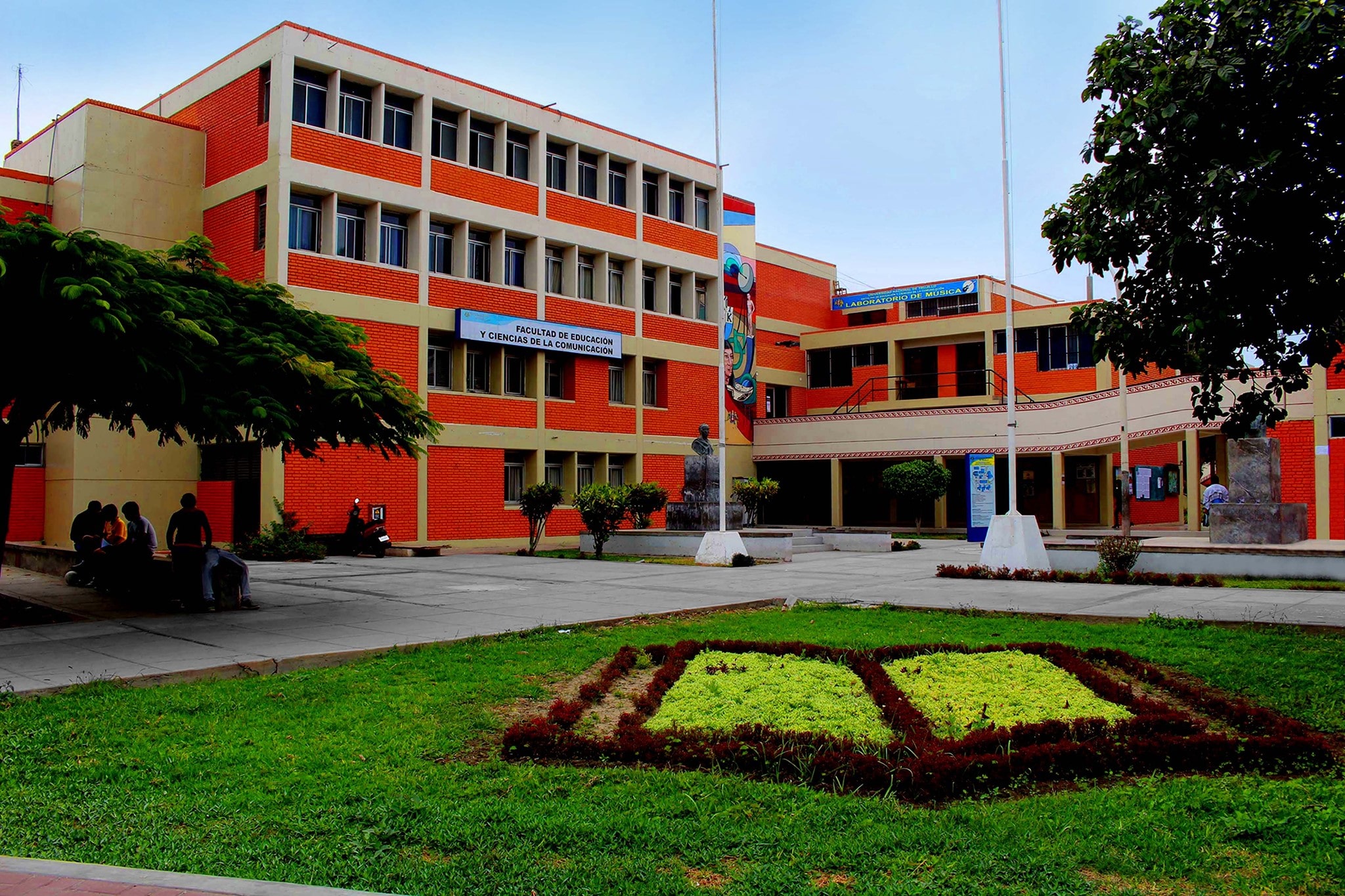 Unt Universidad Nacional De Trujillo